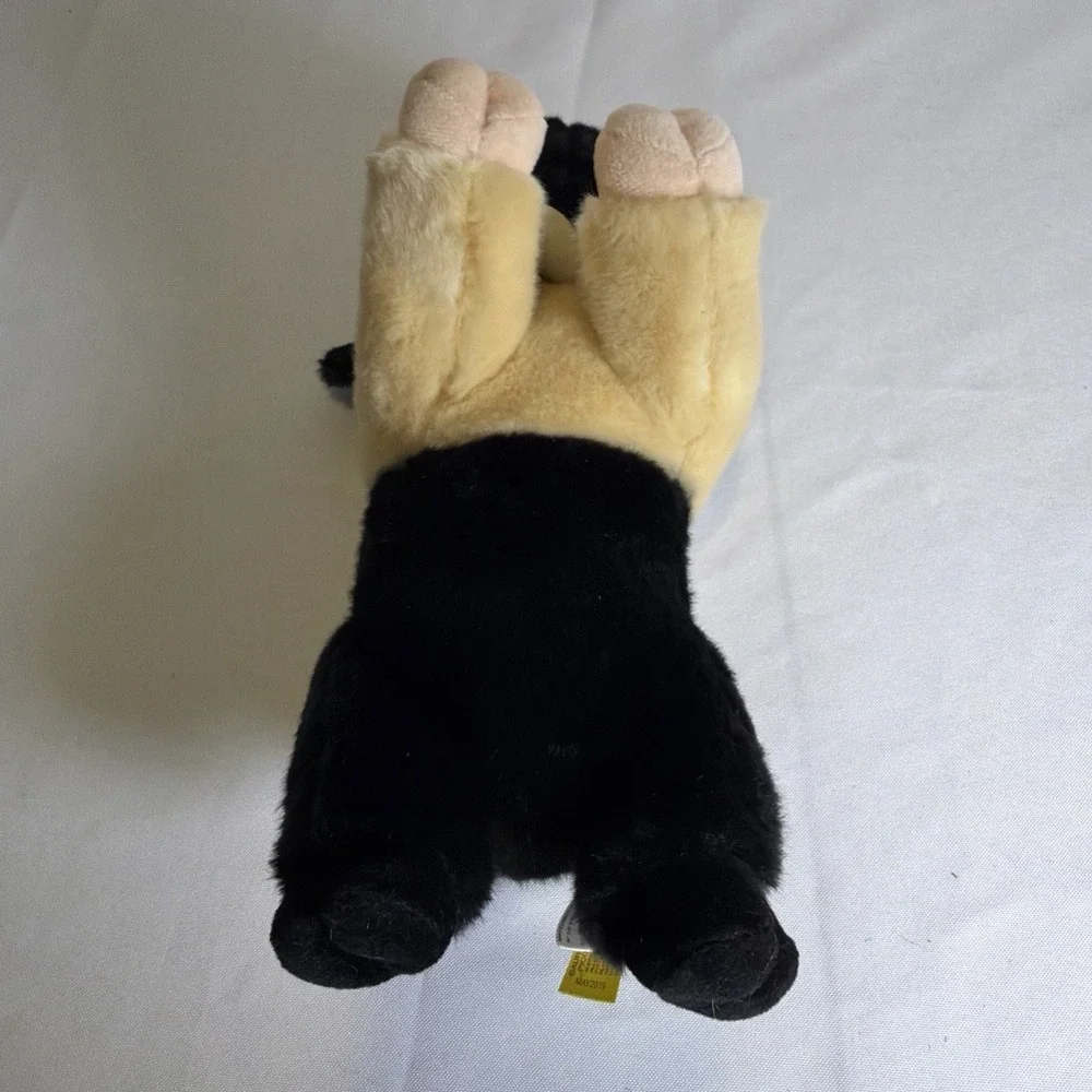 Aurora Miyoni Hampshire Pig Black and Beige stuff animal toy lifelike detailed